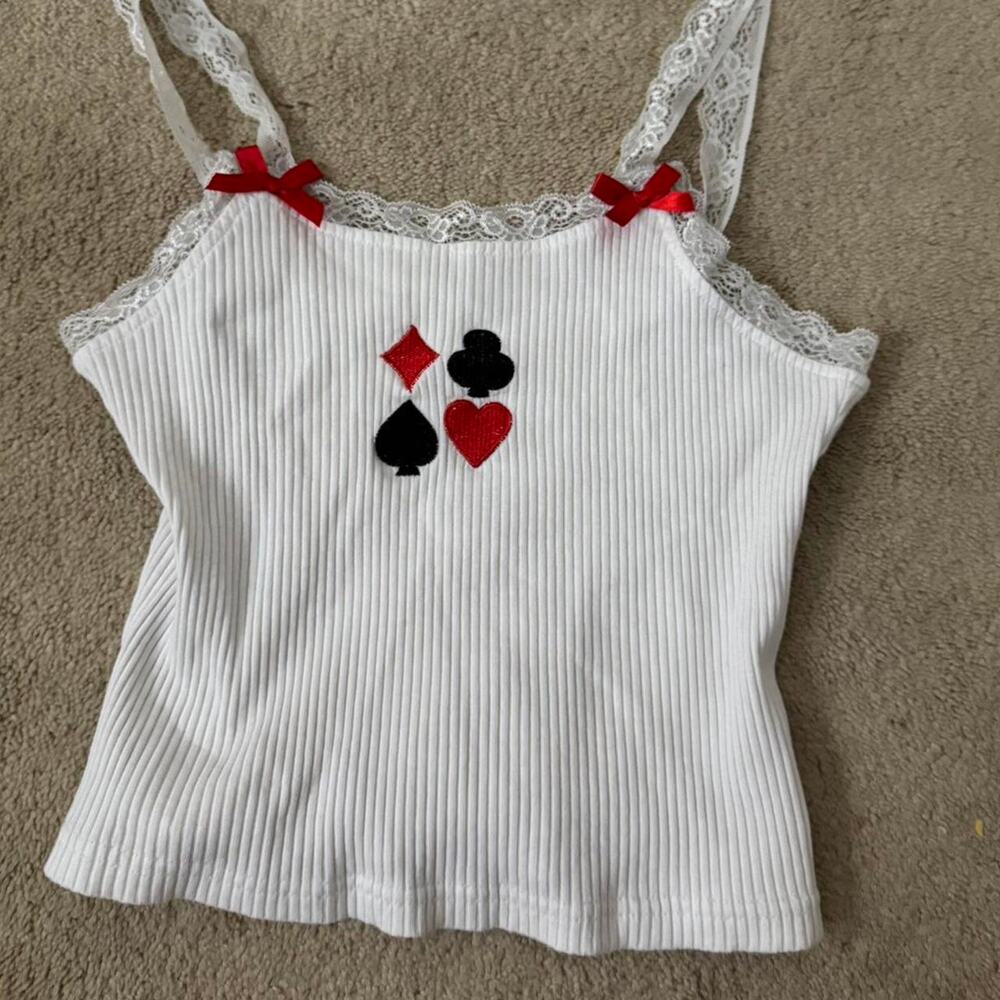 White lace trimmed card suit cropped tank top